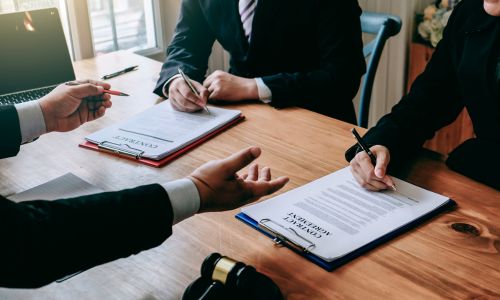 Contract Lawyer